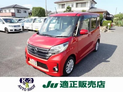 NISSAN DAYZ ROOX