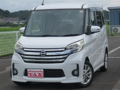NISSAN DAYZ ROOX