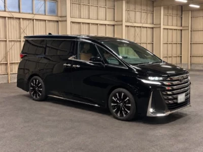 TOYOTA VELLFIRE 2024 с аукциона, 2500cc, пробег 5 000 км