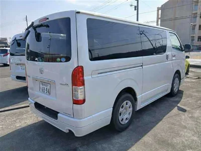 TOYOTA HIACE VAN 2019 с аукциона, 2800cc, пробег 111 000 км