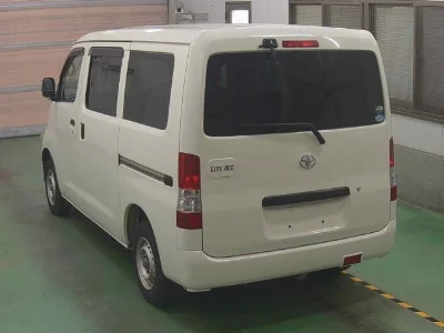 TOYOTA LITE ACE VAN