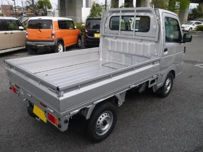 NISSAN CLIPPER TRUCK