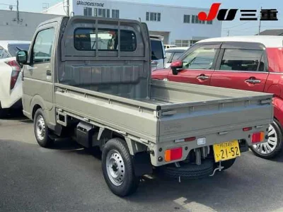 NISSAN CLIPPER TRUCK