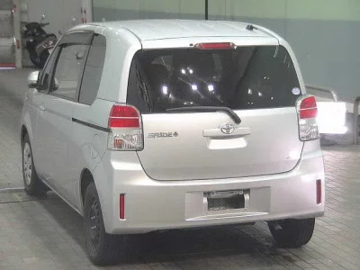 TOYOTA SPADE
