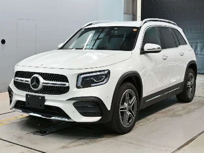 MERCEDES BENZ GLB