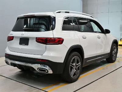 MERCEDES BENZ GLB