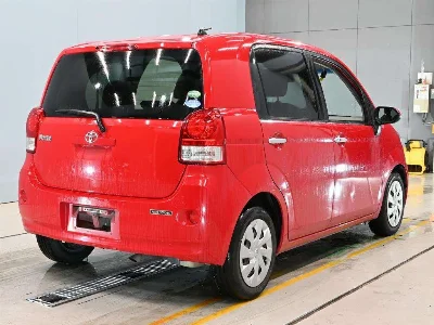 TOYOTA PORTE