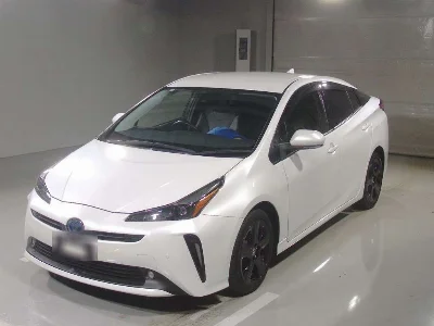 TOYOTA PRIUS 2021 с аукциона, 1800cc, пробег 51 000 км