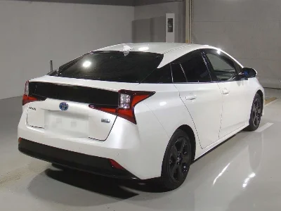 TOYOTA PRIUS 2021 с аукциона, 1800cc, пробег 51 000 км
