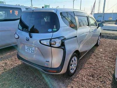 TOYOTA SIENTA 2016 с аукциона, 1500cc, пробег 96 000 км