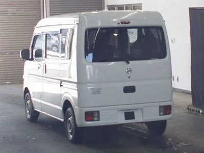 NISSAN CLIPPER VAN