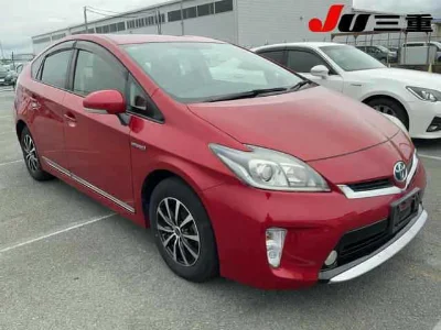 TOYOTA PRIUS 2014 с аукциона, 1800cc, пробег 62 000 км