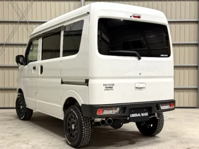 NISSAN CLIPPER VAN