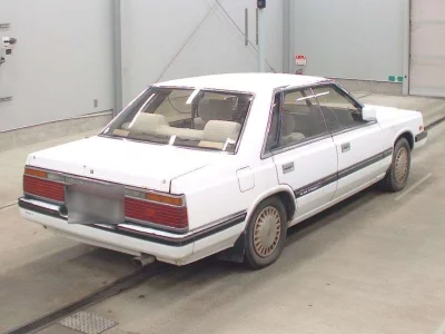 NISSAN LAUREL