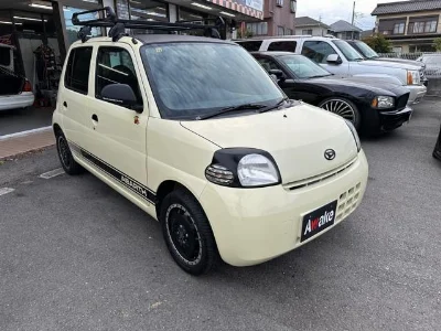 DAIHATSU ESSE