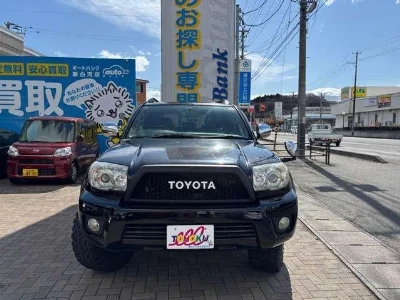 TOYOTA HILUX SURF