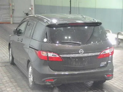 NISSAN LAFESTA 2013 с аукциона, 2000cc, пробег 52 000 км