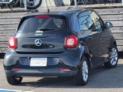 SMART FOURFOUR
