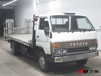TOYOTA DYNA