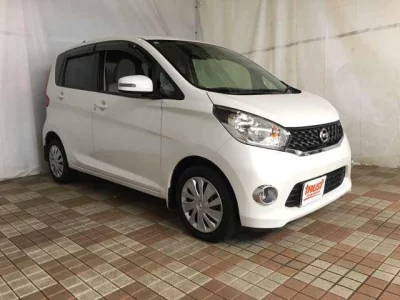 NISSAN DAYZ 2015 с аукциона, 660cc, пробег 59 000 км