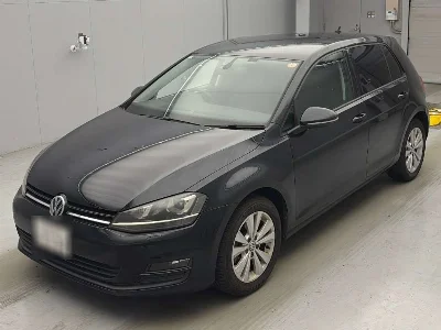 VOLKSWAGEN GOLF 2014 с аукциона, 1200cc, пробег 87 000 км