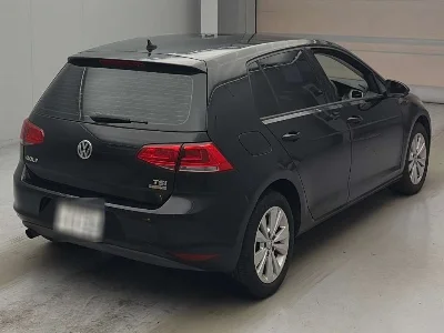 VOLKSWAGEN GOLF 2014 с аукциона, 1200cc, пробег 87 000 км