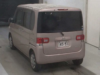 DAIHATSU TANTO с аукциона, 660cc, пробег 96 000 км