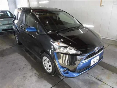 TOYOTA SIENTA с аукциона, 1500cc, пробег 76 000 км