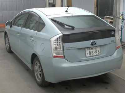 TOYOTA PRIUS с аукциона, 1800cc, пробег 125 000 км