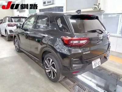 TOYOTA RAIZE