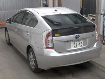 TOYOTA PRIUS 2012 с аукциона, 1800cc, пробег 162 000 км
