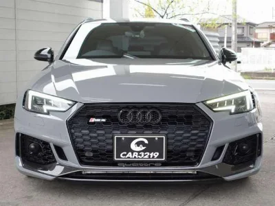 AUDI RS4 AVANTE