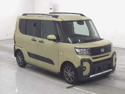 DAIHATSU TANTO FUN CROSS