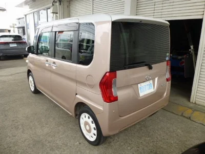 DAIHATSU TANTO 2019 с аукциона, 660cc, пробег 85 000 км
