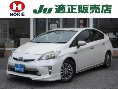 TOYOTA PRIUS PHV