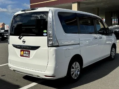 NISSAN SERENA 2015 с аукциона, 2000cc, пробег 132 000 км