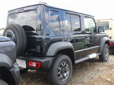 SUZUKI JIMNY NOMADE