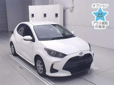 TOYOTA YARIS 2021 с аукциона, 1000cc, пробег 84 000 км
