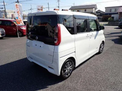 NISSAN ROOX 2021 с аукциона, 660cc, пробег 62 000 км