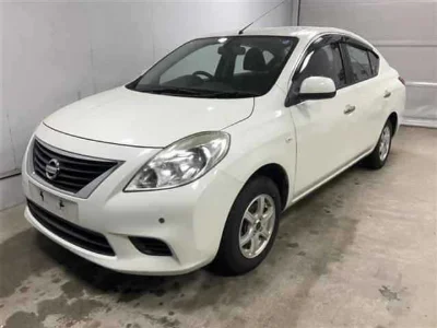 NISSAN TIIDA LATIO
