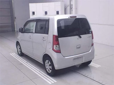 SUZUKI WAGON R 2012 с аукциона, 660cc, пробег 66 000 км