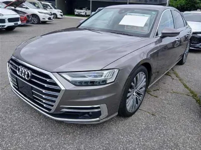 AUDI A8
