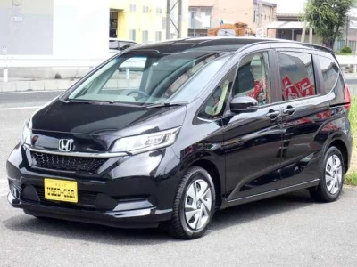 HONDA FREED 2023 с аукциона, 1500cc, пробег 37 000 км