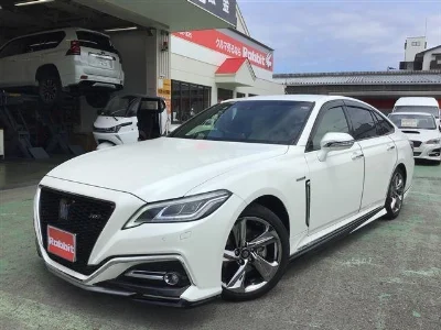 TOYOTA CROWN
