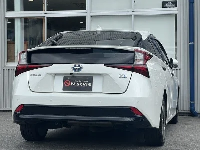 TOYOTA PRIUS с аукциона, 1800cc, пробег 202 000 км