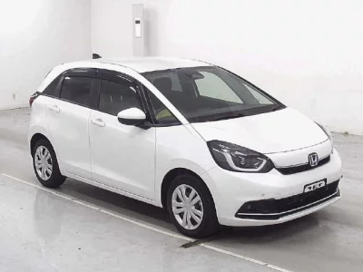 HONDA FIT 2023 с аукциона, 1500cc, пробег 30 000 км