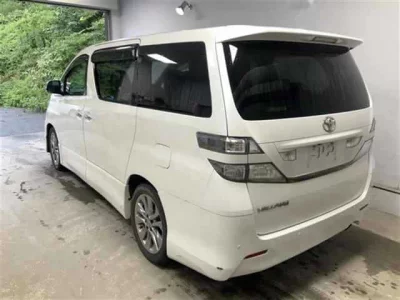 TOYOTA VELLFIRE 2011 с аукциона, 2400cc, пробег 100 000 км
