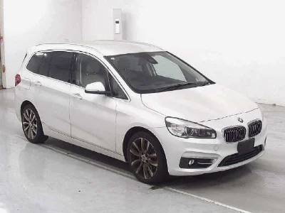 BMW 2 SERIES