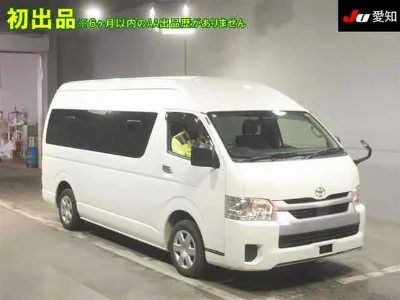 TOYOTA HIACE