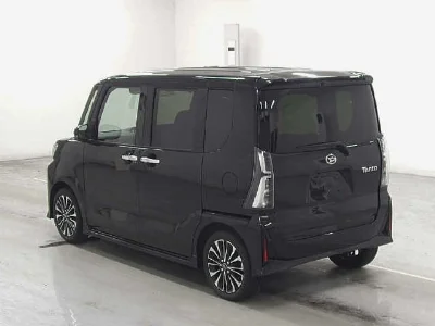 DAIHATSU TANTO 2023 с аукциона, 660cc, пробег 4 000 км